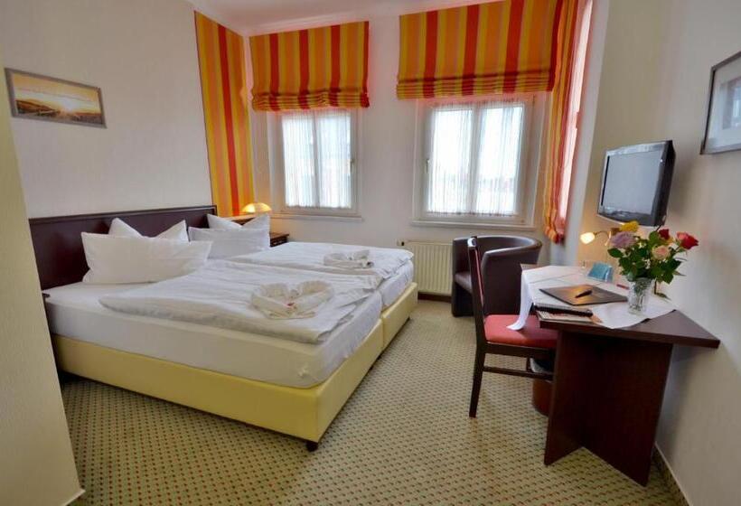 이코노미 룸, Alt Connewitz