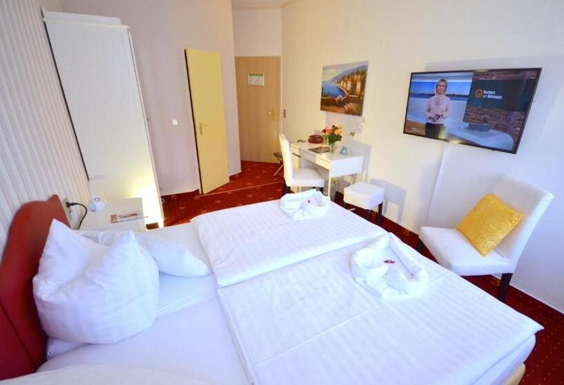 이코노미 룸, Alt Connewitz