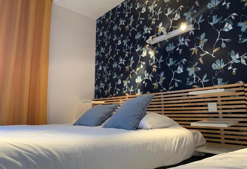 스탠다드 트리플 룸, Auberge Du Cheval Blanc