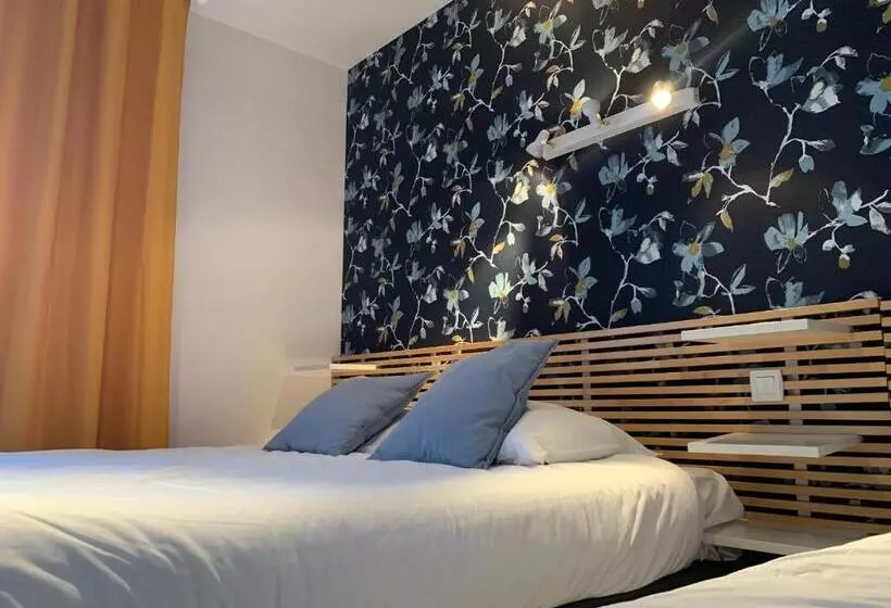 Standard Kolmen Hengen Huone, Auberge Du Cheval Blanc