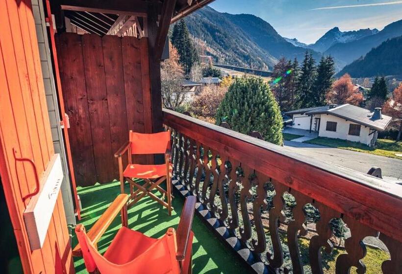 غرفة قياسية مزوَّدة بشُرفة, Chalet Hôtel Gai Soleil