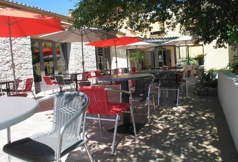 이코노미 트리플 룸, Hôtel Les Persèdes