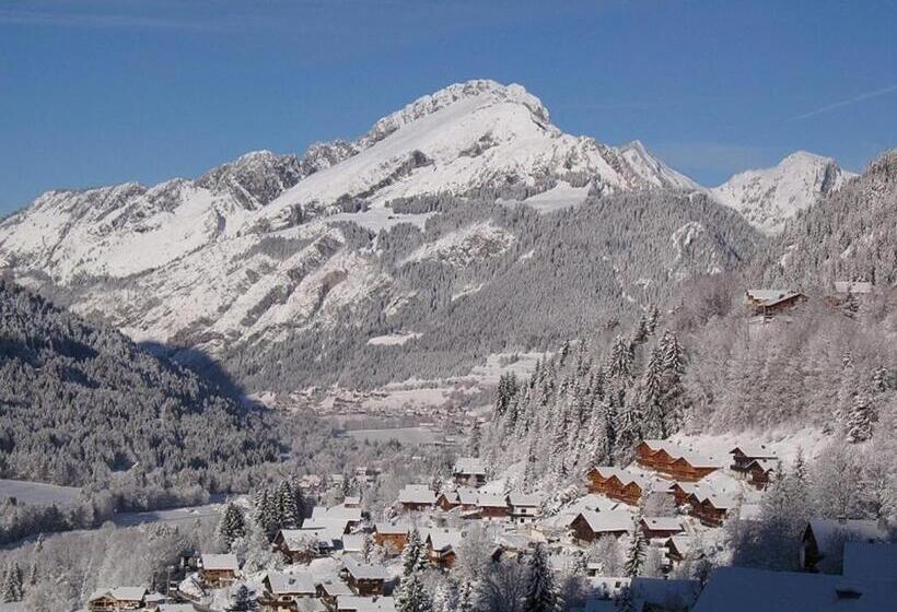 Номер Стандарт, Hôtel Les Triolets