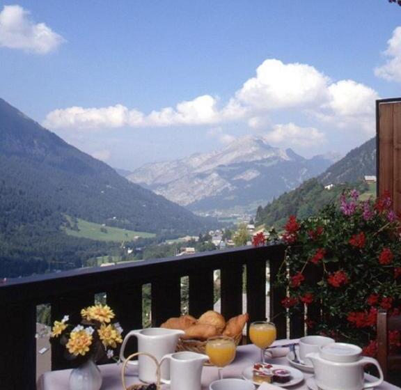 Номер Стандарт, Hôtel Les Triolets