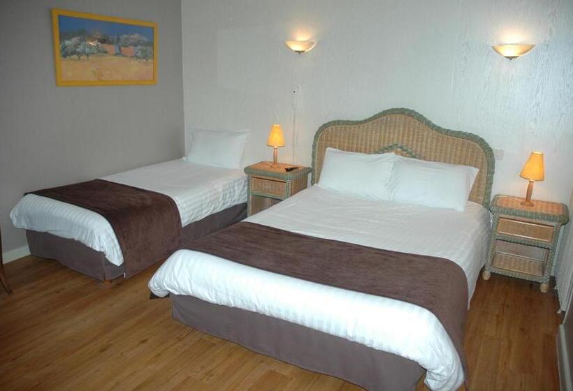 标准三人间, Hôtel Restaurant L Ecailler