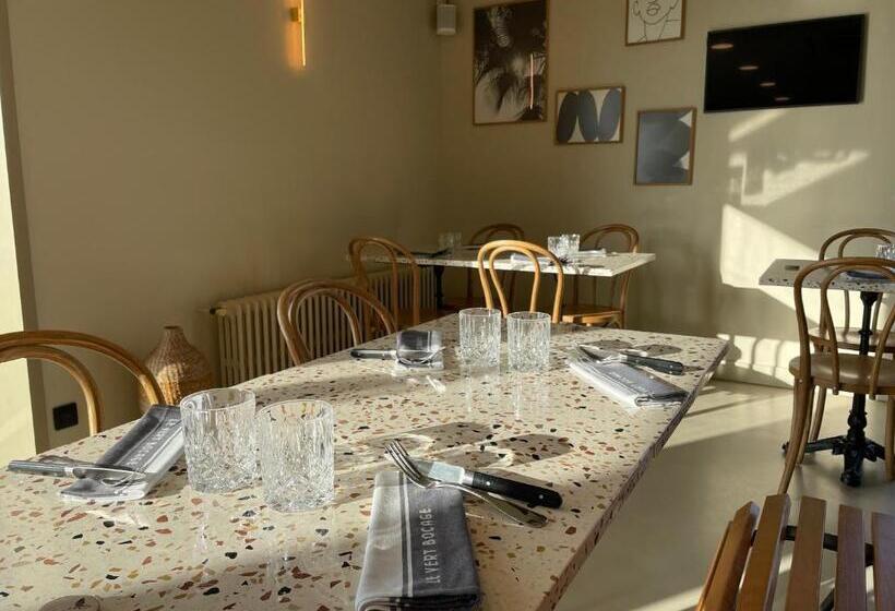 디럭스 룸, Logis Hôtel & Restaurant Le Vert Bocage