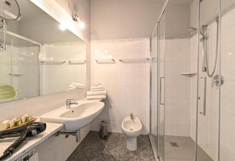 高级大房间, Liliana Diano Marina