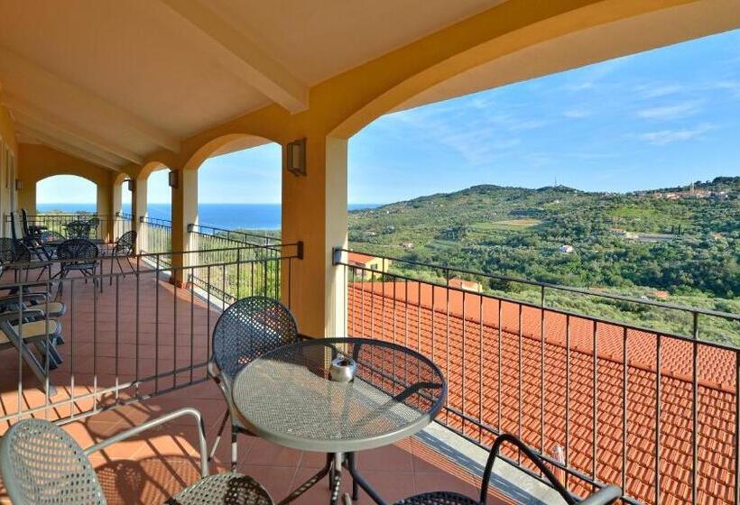 小型豪华套房, Liliana Diano Marina