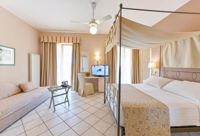 小型豪华套房, Liliana Diano Marina