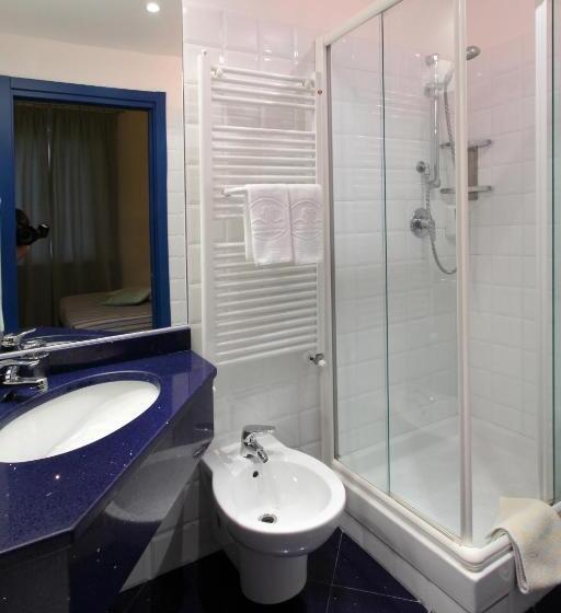 Pokój Klasyczny, Piccolo