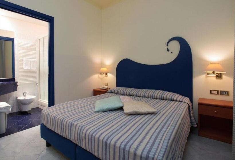 Pokój Klasyczny, Piccolo