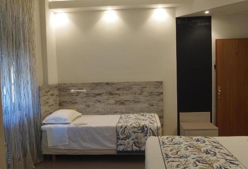 Pokój Deluxe Trzyosobowy, Piccolo