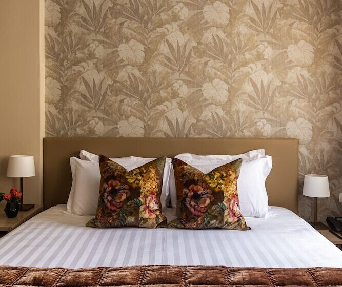 اتاق استاندارد سه نفره, Porta San Mamolo