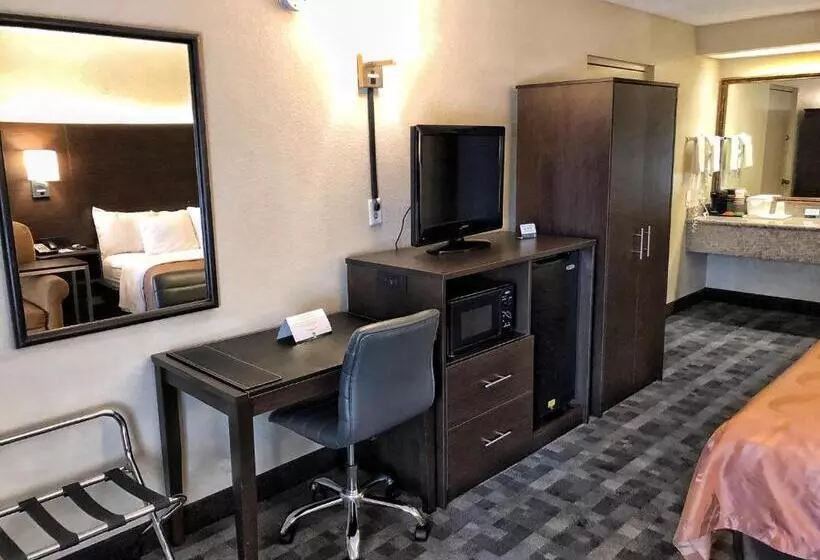 ２ダブルベッドのスタンダードルーム, Quality Inn Riverside Near Ucr And Downtown