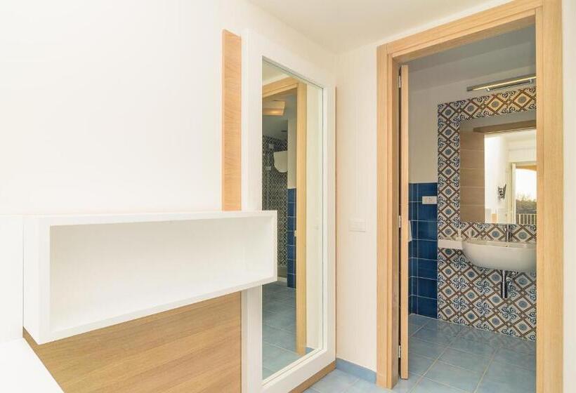 家庭间, Torre Sant'angelo