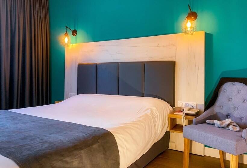 Номер Стандарт, Logis Clermotel   Hôtel & Restaurant