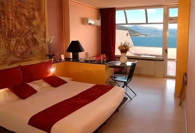 Superior Kolmen Hengen Huone, Wellness & Beauty Hotel Conca Azzurra