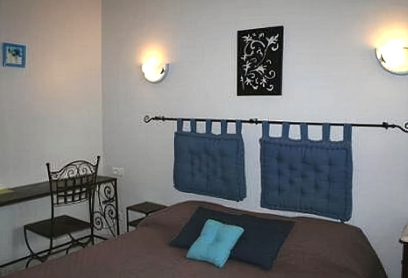 Номер Стандарт, Auberge Du Chateau