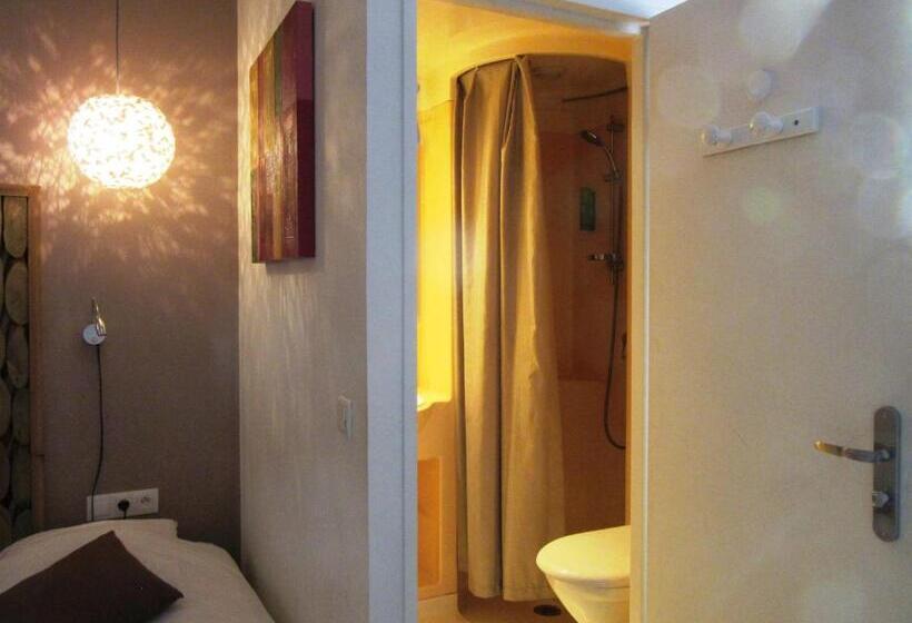 スタンダードルーム, Logis Hôtel Des Causses