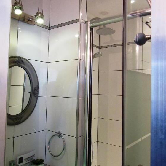 コンフォートトリプルルーム, Logis Hôtel Des Causses