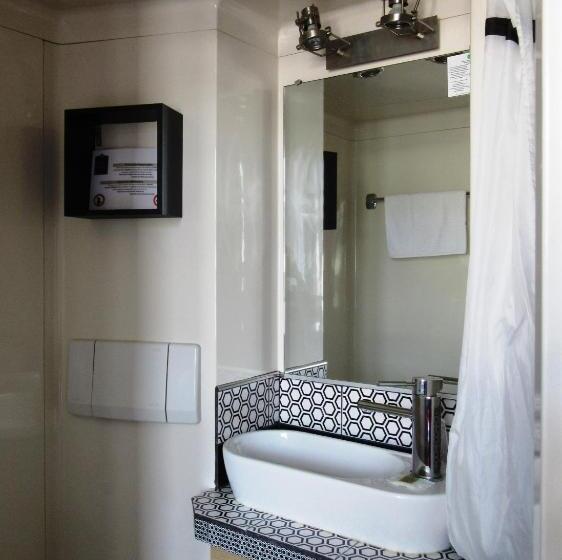 スタンダードシングルルーム, Logis Hôtel Des Causses