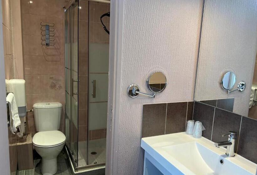 コンフォートルーム, Logis Hôtel Des Causses