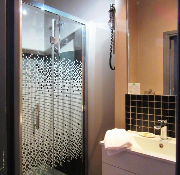 コンフォートルーム, Logis Hôtel Des Causses