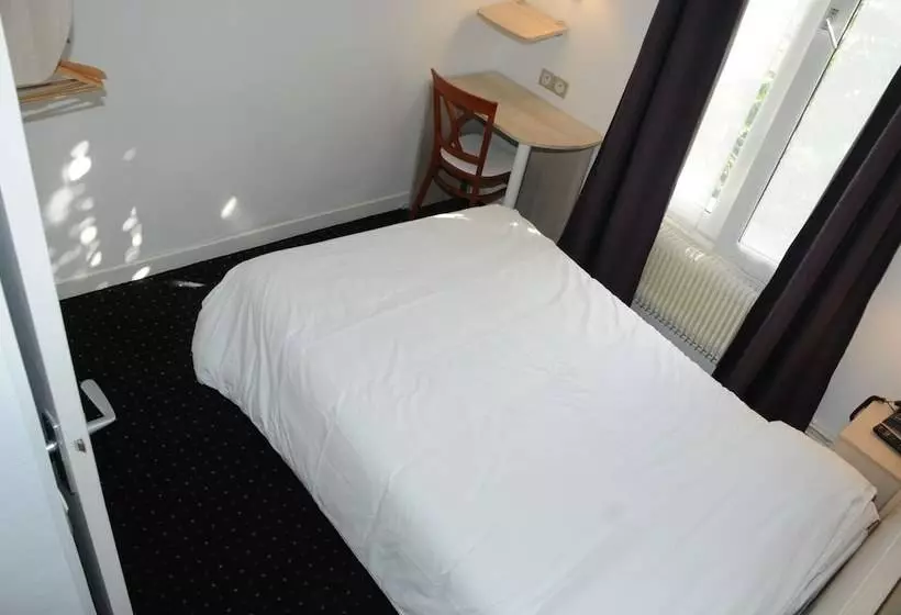 اتاق استاندارد یک نفره, Hôtel Patio Brancion