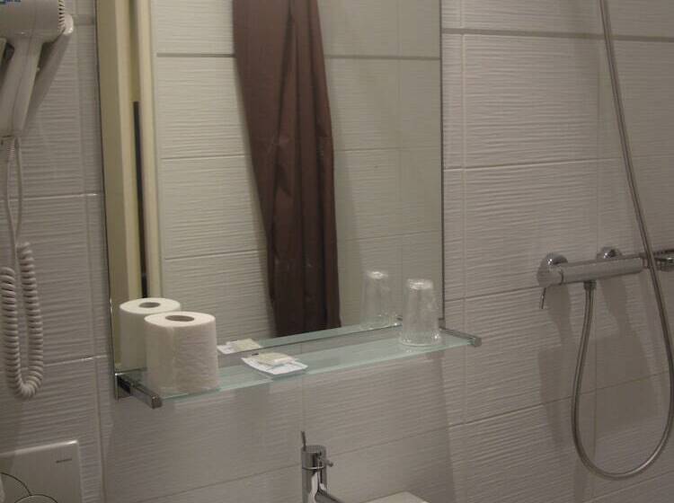 غرفة قياسية فردية, Hôtel Patio Brancion