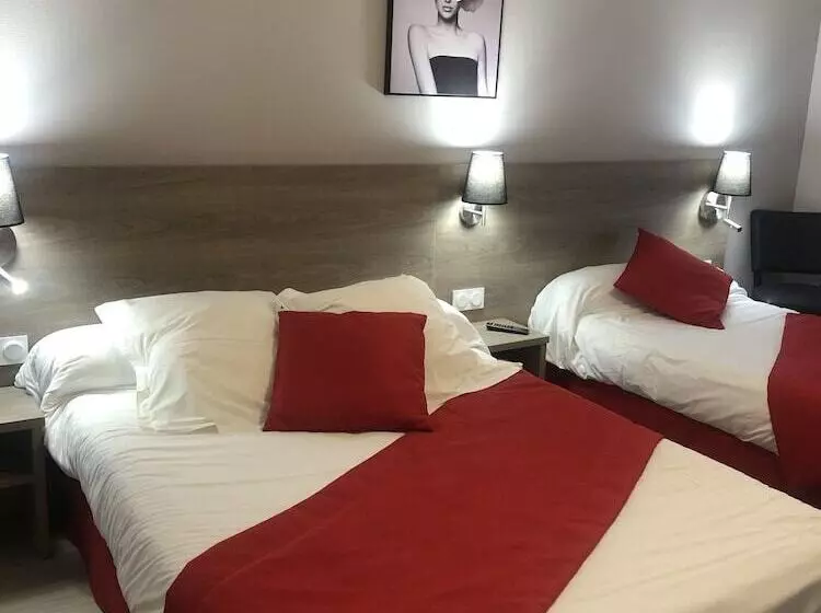 Standard Kolmen Hengen Huone, Le Roi Gourmand