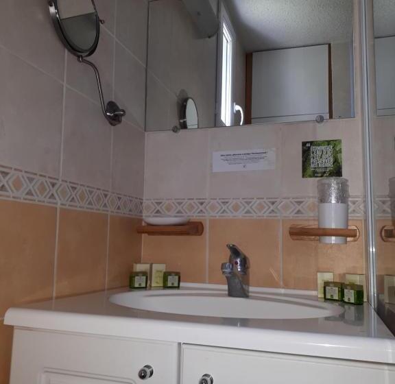 Standard Room, Logis Le Ceans