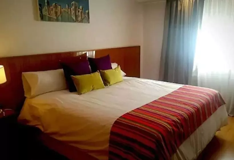 اتاق استاندارد با 2 تخت دوبل, ñikén Hotel & Spa