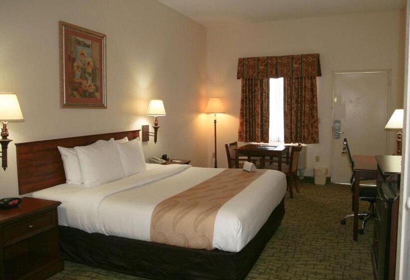 חדר דלוקס, Quality Inn