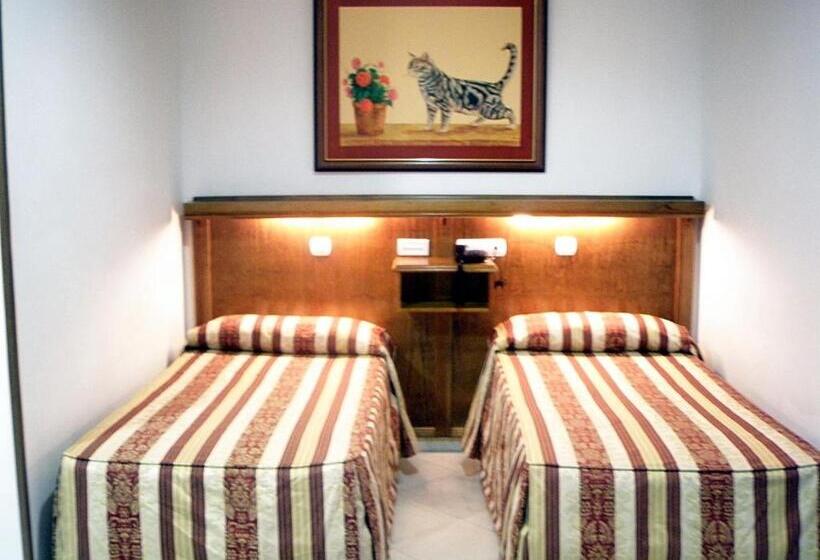 غرفة قياسية فردية, Quitagolpe