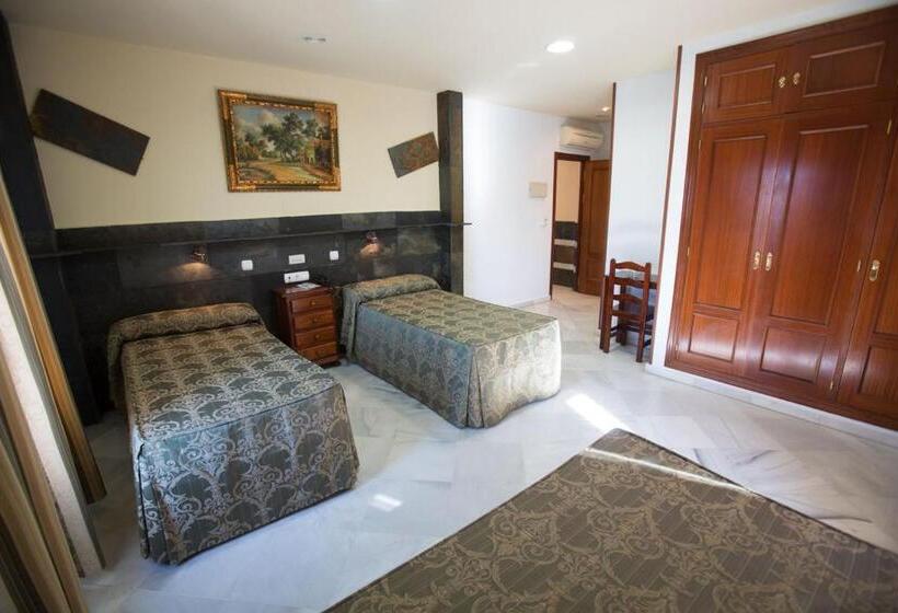 غرفة قياسية ثلاثية, Quitagolpe