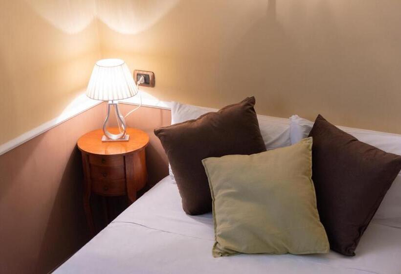 اتاق خانوادگی, Suite Ares