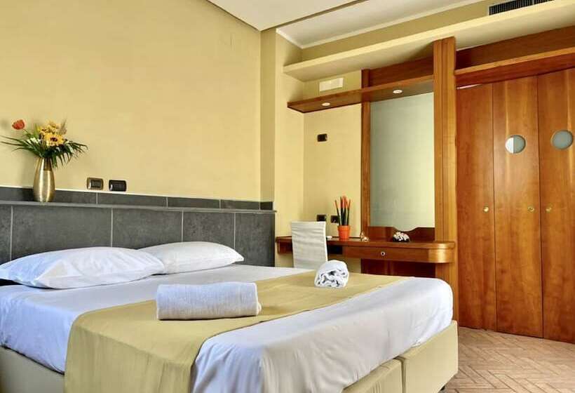 سوئیت جونیور با تراس, Suite Ares