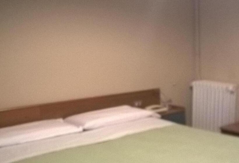 غرفة أساسية, Terme Belvedere