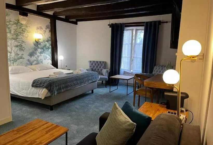 スタンダード４人部屋, The Originals Boutique, Hôtel Le George, Loches