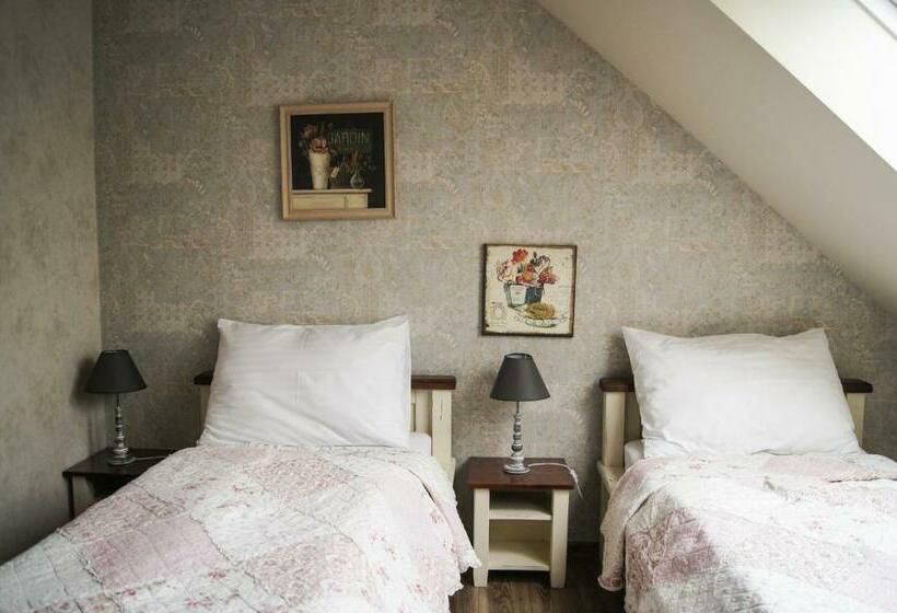 غرفة قياسية, Kalvin Restaurant & Pension