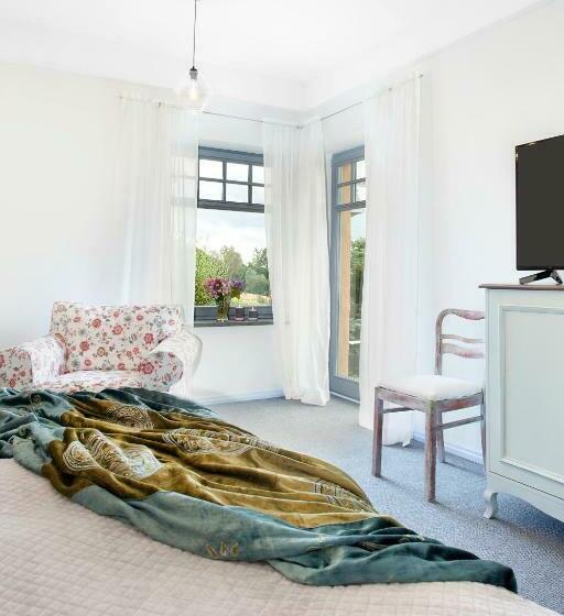 غرفة ديلوكس مطلة على البحيرة, Kashubian Lodge & Spa