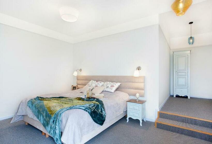 غرفة ديلوكس مطلة على البحيرة, Kashubian Lodge & Spa