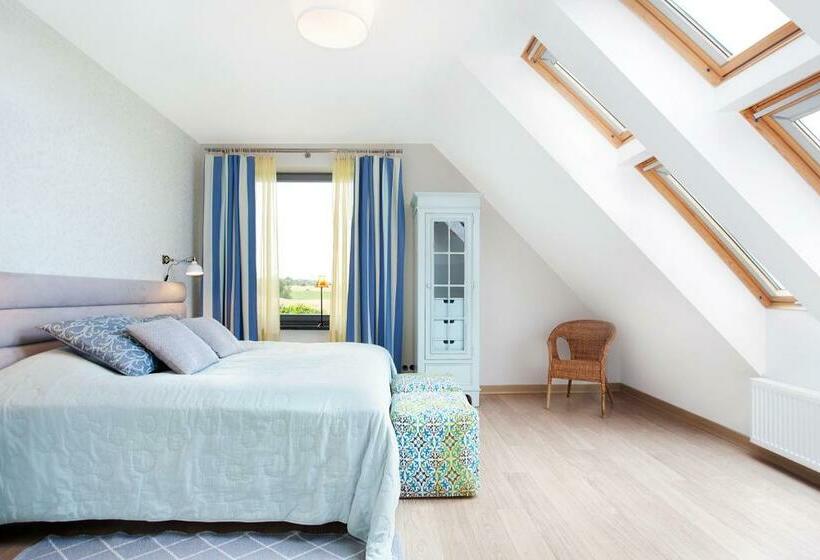 جناح جونيور مزوَّد بشرفة, Kashubian Lodge & Spa