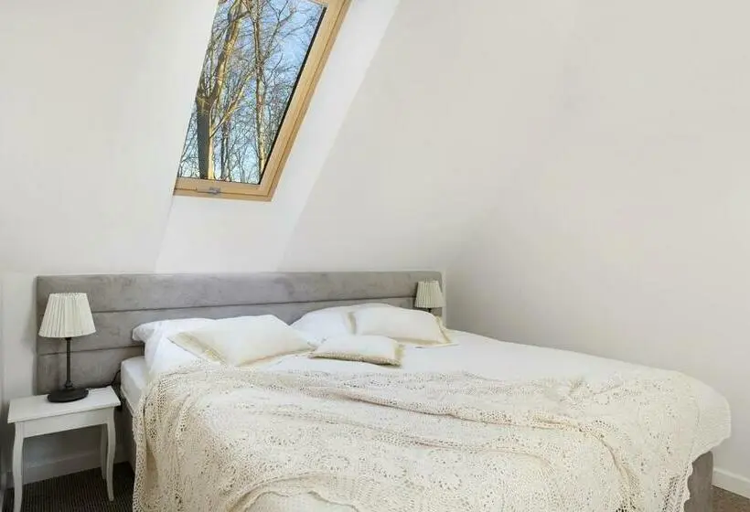 ファミリーステューディオ, Kashubian Lodge & Spa