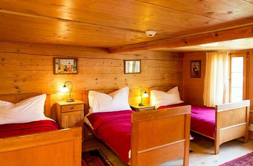 バスルーム共有のトリプルスタンダード, Pension Gimmelwald