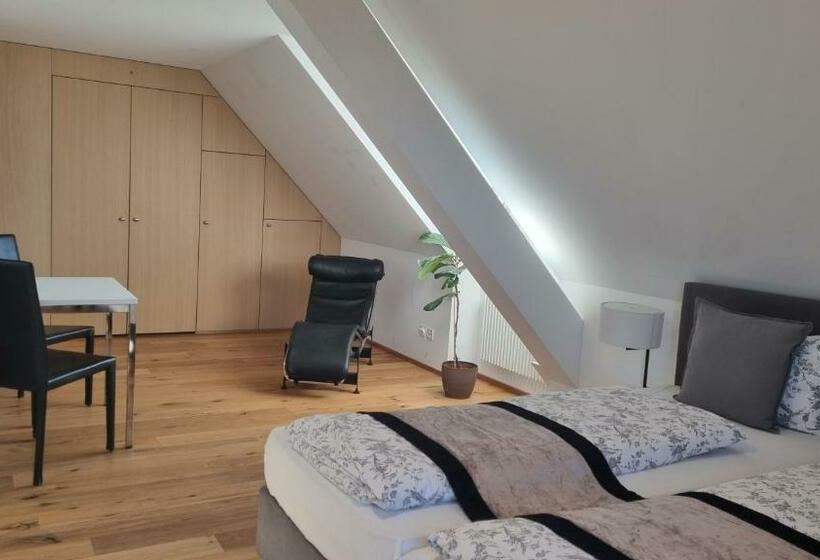 Люкс, & Restaurant Schloss Schwandegg