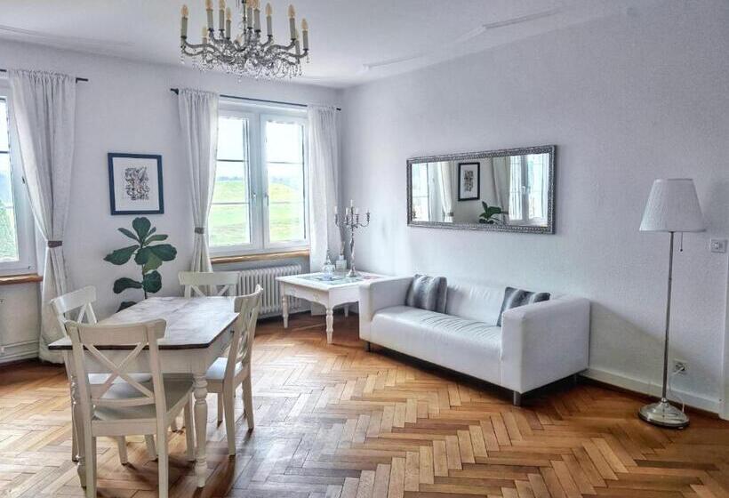 Апартаменты 1 Спальня, & Restaurant Schloss Schwandegg