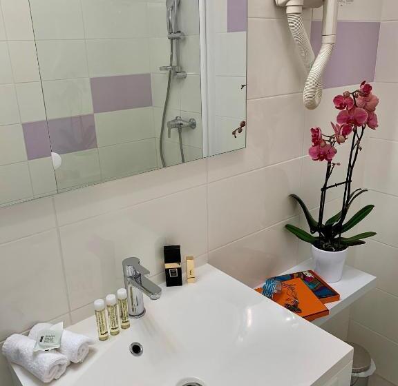 Номер Стандарт, Brun