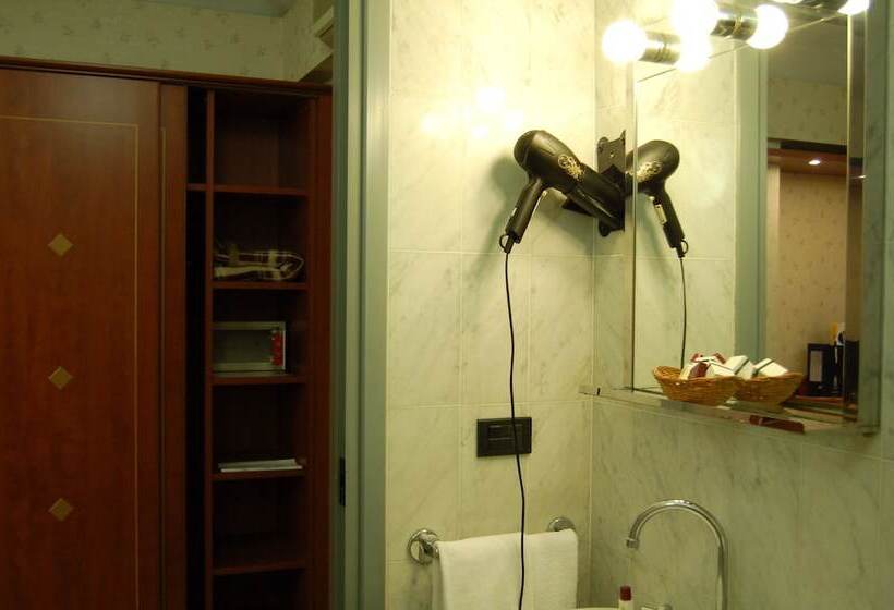 غرفة قياسية فردية, Chelsea