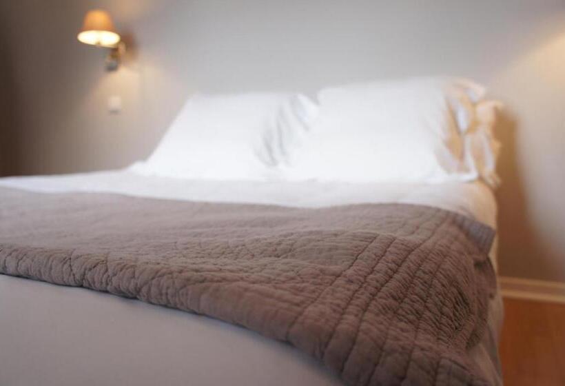 Номер Стандарт, De France